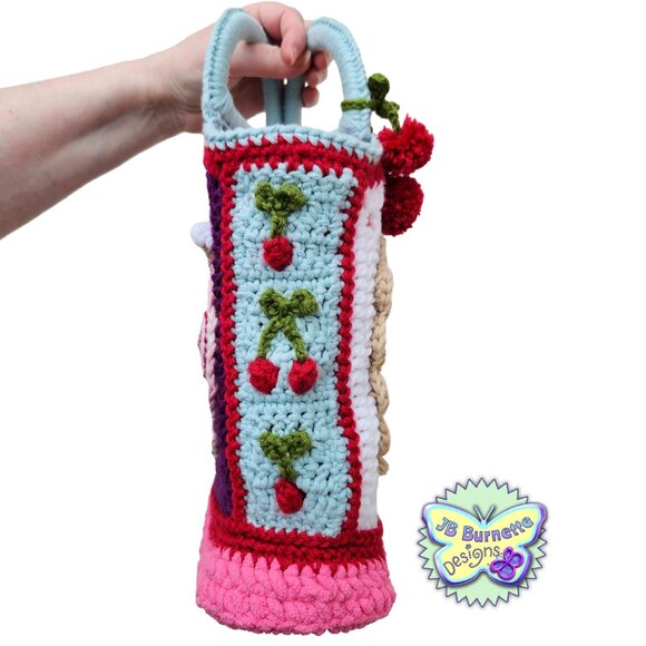 Handmade Crochet Cherry Pie Bag, Solid-Bottom Handbag, Baker's Purse, Coffee Fan - Picture 4 of 12